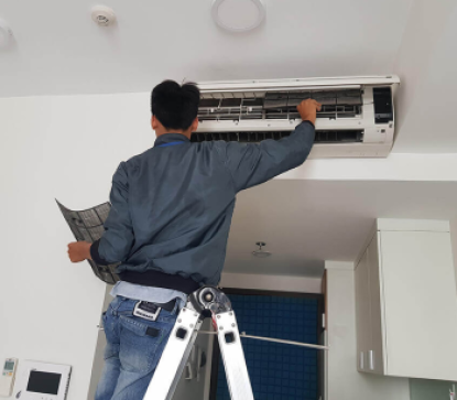 Máy lạnh nhà bạn gặp sự cố? Bạn đang tìm kiếm dịch vụ sửa máy lạnh uy tín, chất lượng tại quận Bình Chánh? Điện Lạnh Trần Phú quận Bình Chánh là lựa chọn hoàn hảo dành cho bạn. Với nhiều năm kinh nghiệm trong ngành điện lạnh, chúng tôi tự tin mang đến cho bạn dịch vụ sửa chữa máy lạnh chuyên nghiệp, nhanh chóng và hiệu quả nhất.