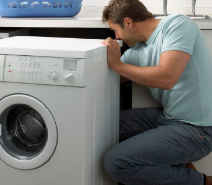 Máy giặt là một thiết bị gia dụng không thể thiếu trong mỗi gia đình hiện đại. Tuy nhiên, sau một thời gian sử dụng, máy giặt có thể gặp phải các vấn đề như không giặt, không vắt hoặc không xả nước, gây bất tiện cho người sử dụng. Nếu bạn đang gặp phải tình trạng này tại quận Bình Chánh, bài viết này sẽ cung cấp thông tin chi tiết về nguyên nhân, dấu hiệu và cách khắc phục, cũng như tầm quan trọng của việc kiểm tra và sửa chữa các lỗi không giặt, không vắt, không xả nước quận Bình Chánh kịp thời.